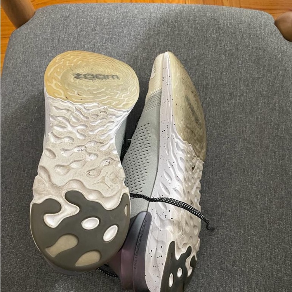 Men Nike Jordan react havoc shoes - Picture 3 of 4